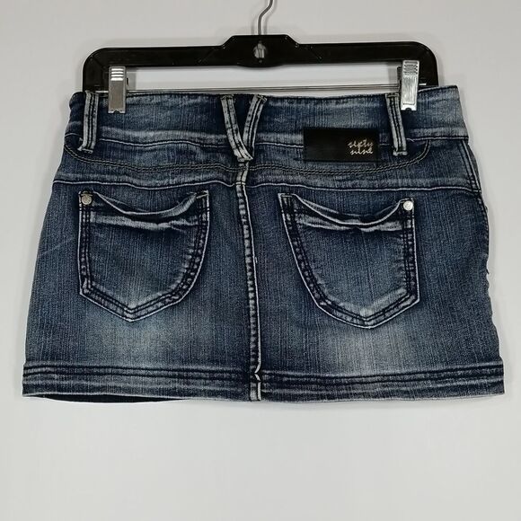Sixty Nine Skirt Women's Size 28 Jean Mini Dark Wash Button Zipper Closure - Picture 4 of 10